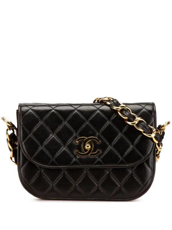 Chanel Pre-owned 1991-1994 CC Quilted Lambskin Chain Flap Crossbody Bag in Black