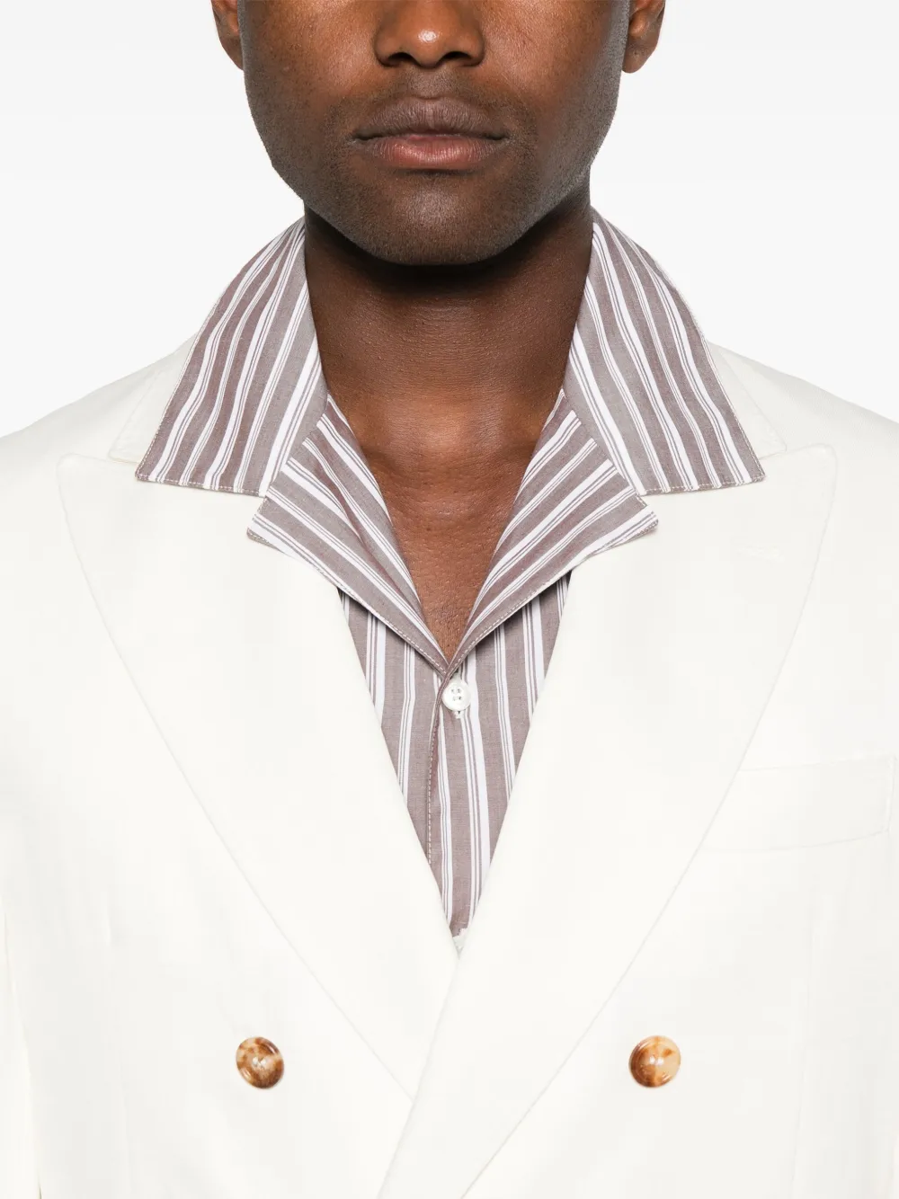 Brunello Cucinelli Pak met dubbele rij knopen Beige