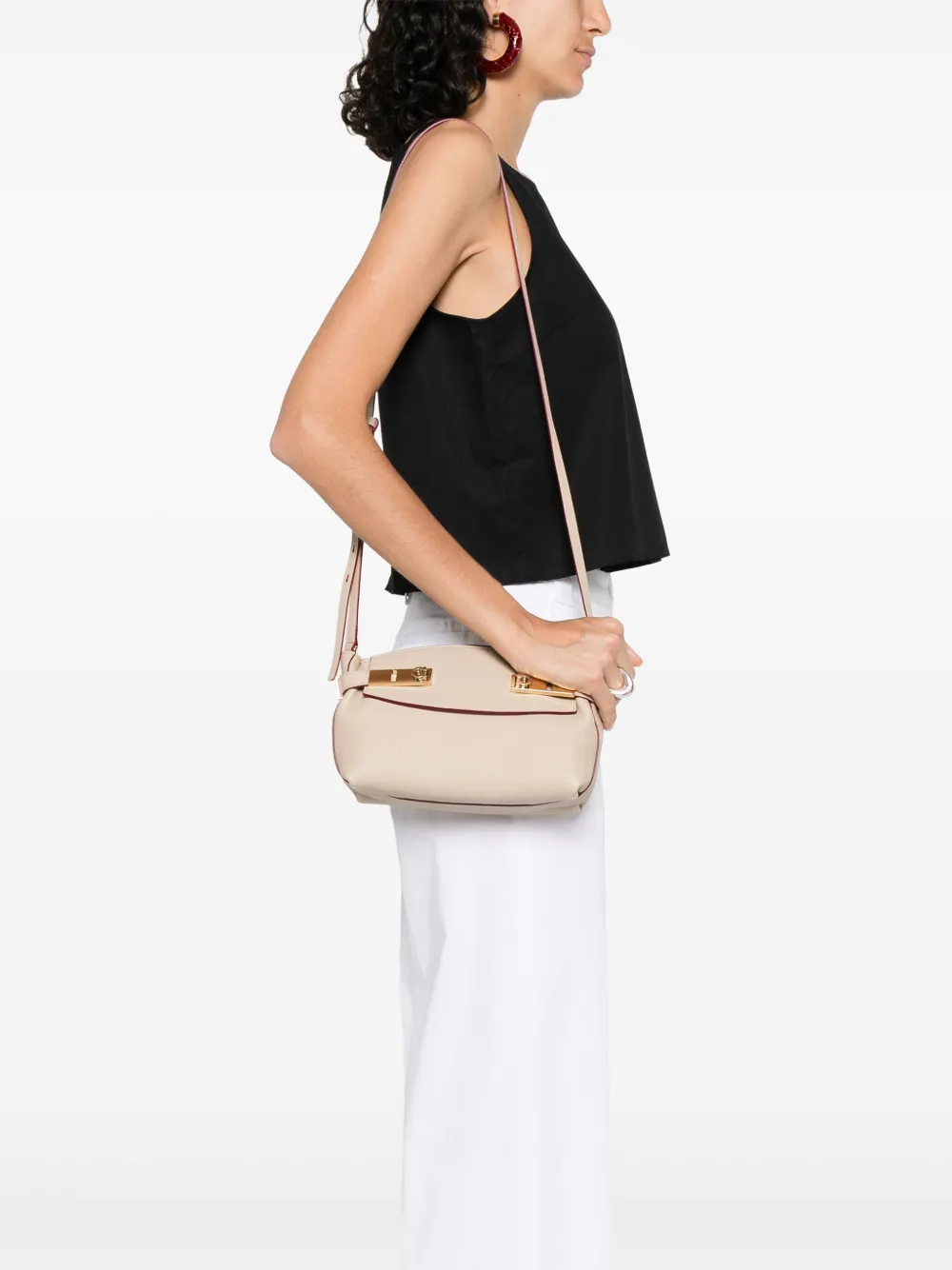 Ferragamo Hug cross body bag | Image 2