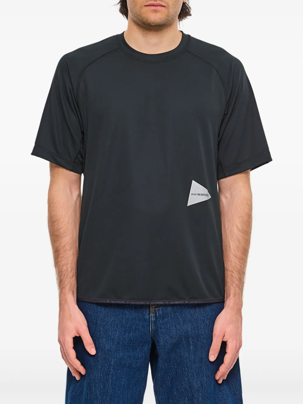 and Wander logo-print T-shirt - ブラック and Wander logo-print T-shirt - ブラック