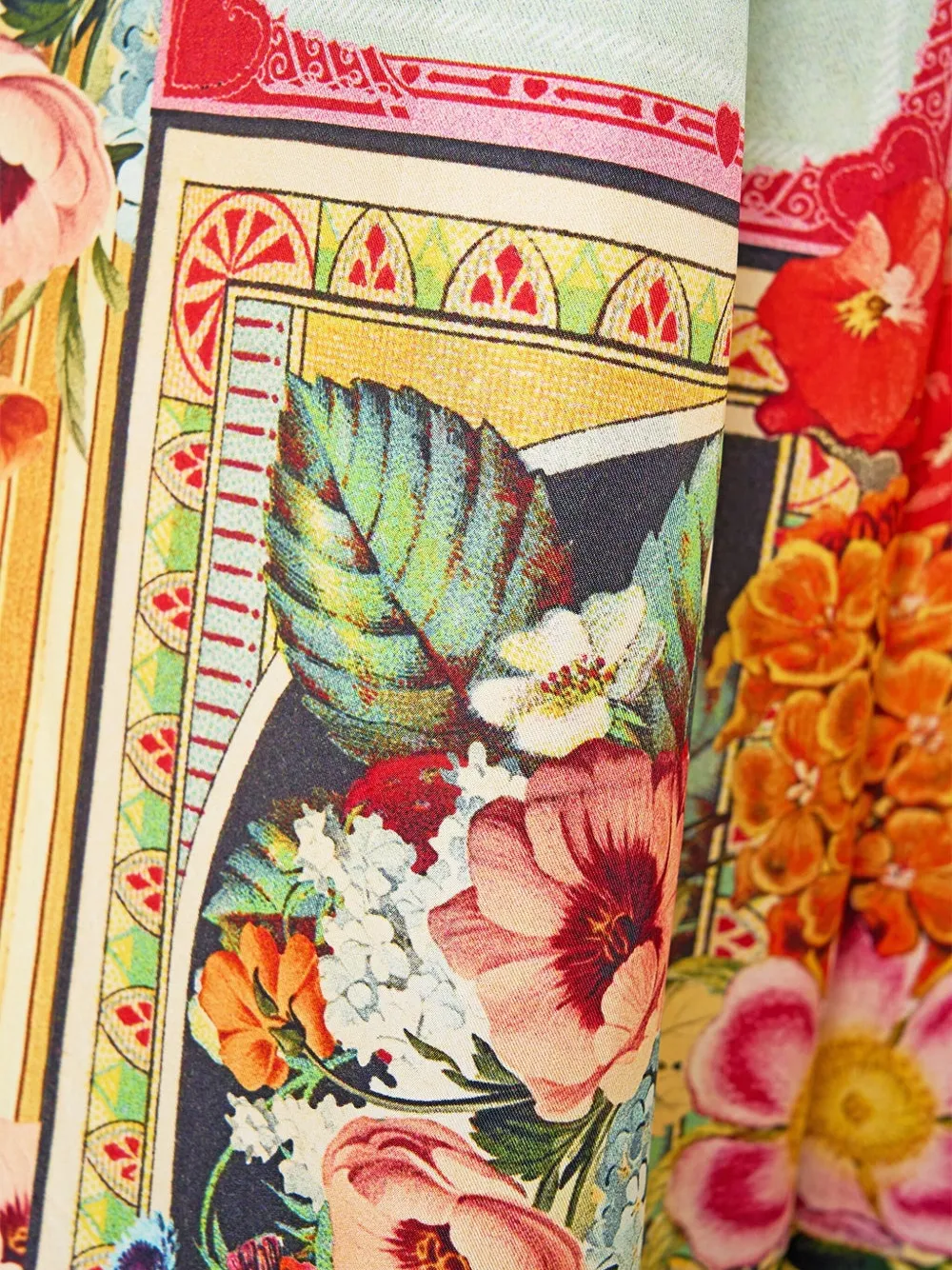 Camilla Broek met gesmockte voorkant Beige