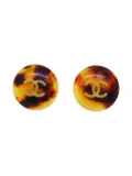 CHANEL Pre-Owned 1997 CC clip-on earrings - Gold