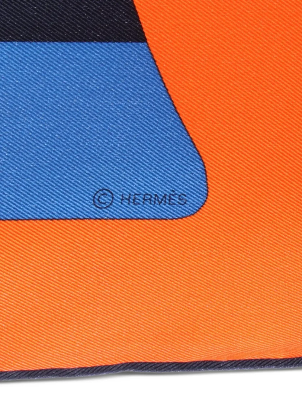 Hermès Pre-Owned mascada Carrés 70 Is This A Love Story 2010 | Image 2