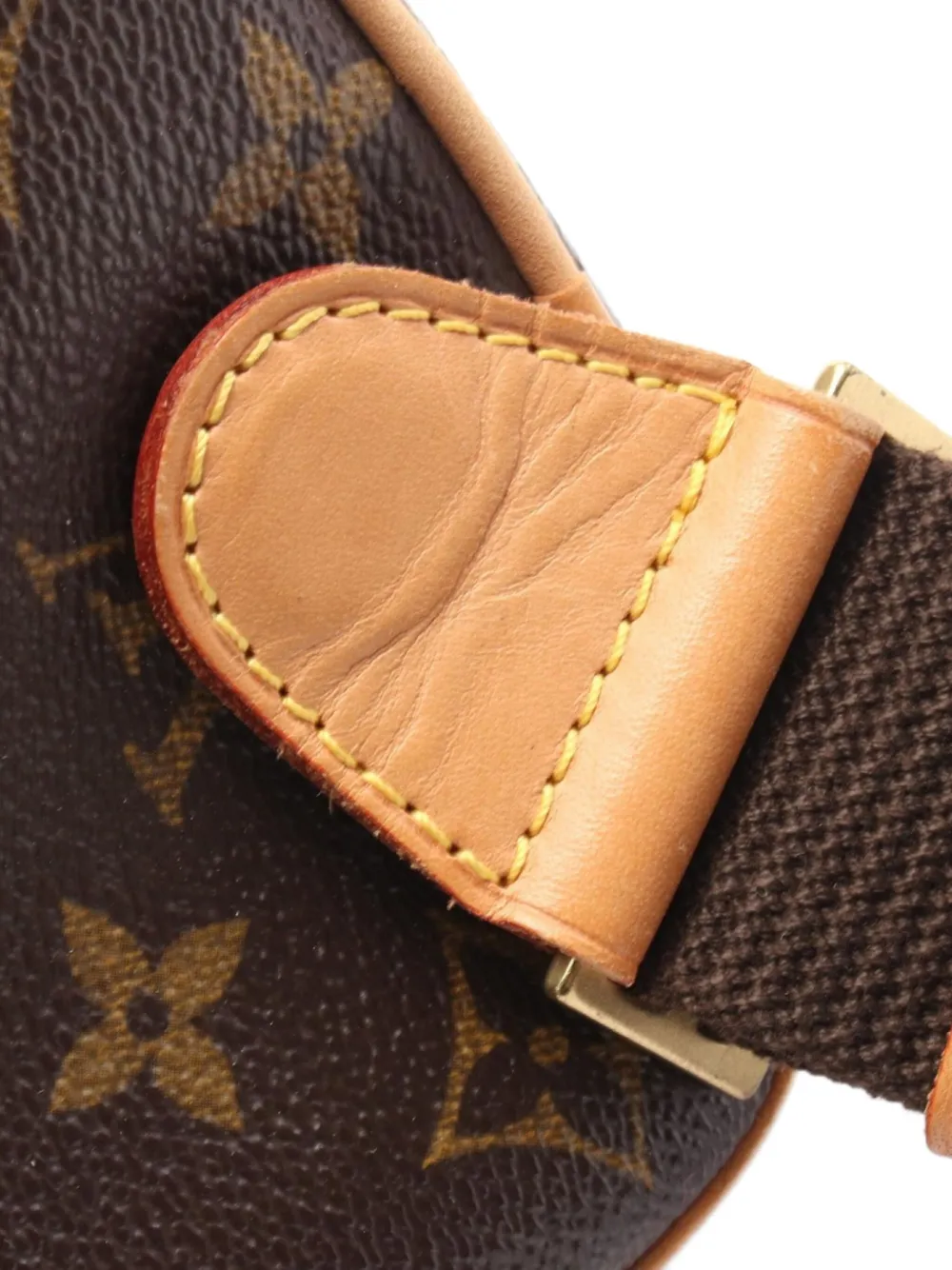 Pre-owned Louis Vuitton 2004 Ganju Messenger Bag In Brown