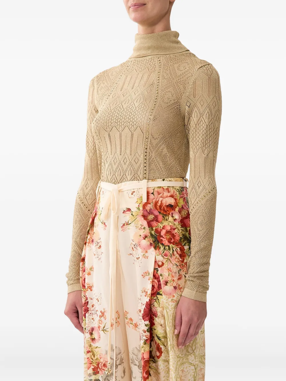 Camilla Top met col en kristallen Beige