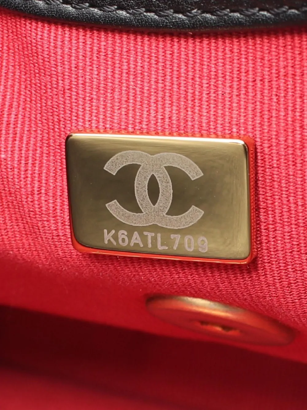 Pre-owned Chanel 2021s Small Flap Shoulder Bag In Black