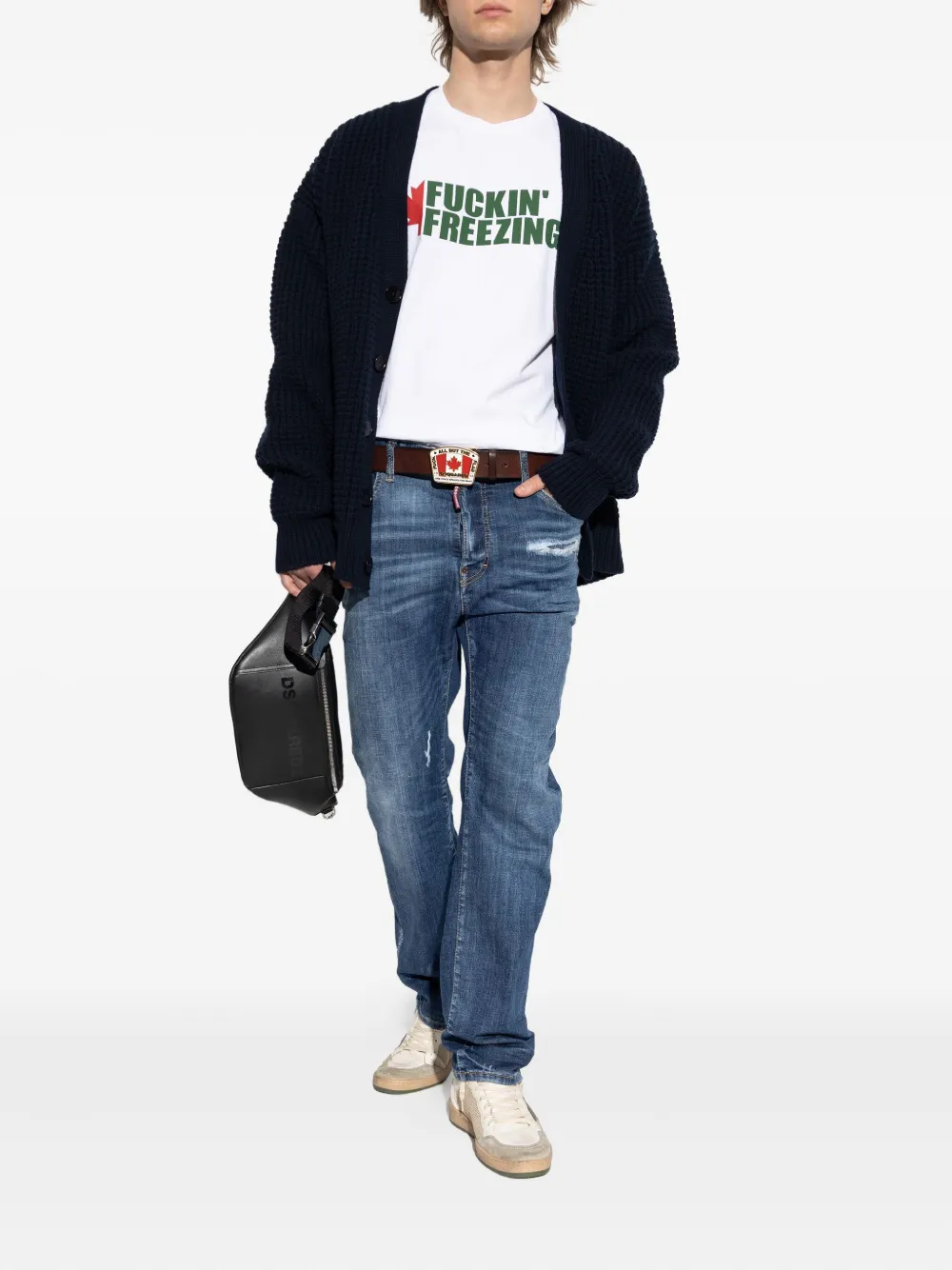 DSQUARED2 logo~tag jeans | Tapered Jeans | Image 2