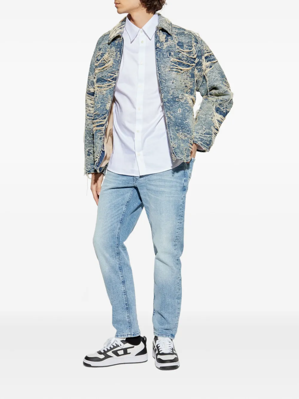 Diesel 1986 Larkee-Beex jeans | Regular & Straight-Leg Jeans | Image 2