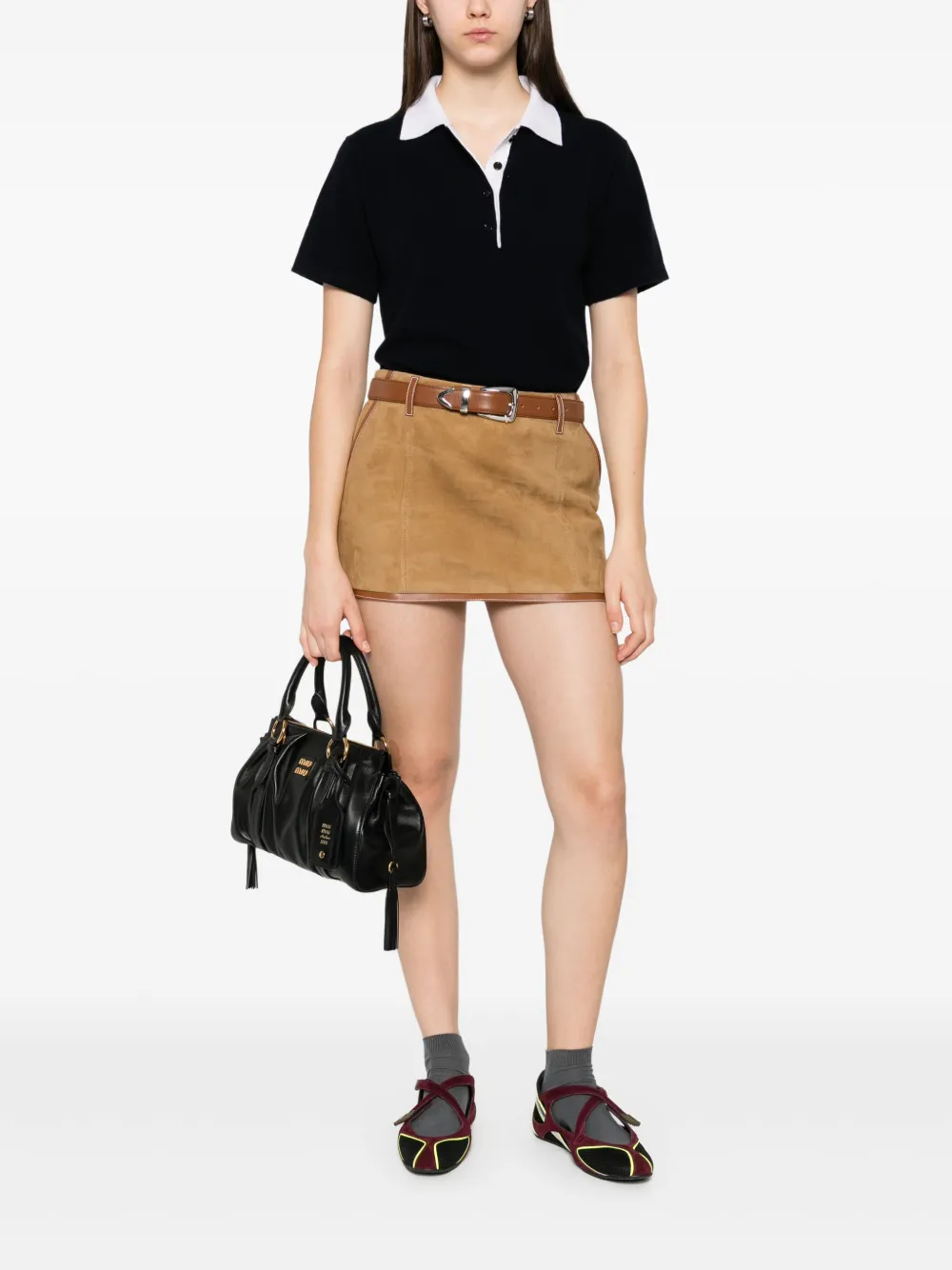 Miu Miu logo-patch mini skirt - Bruin