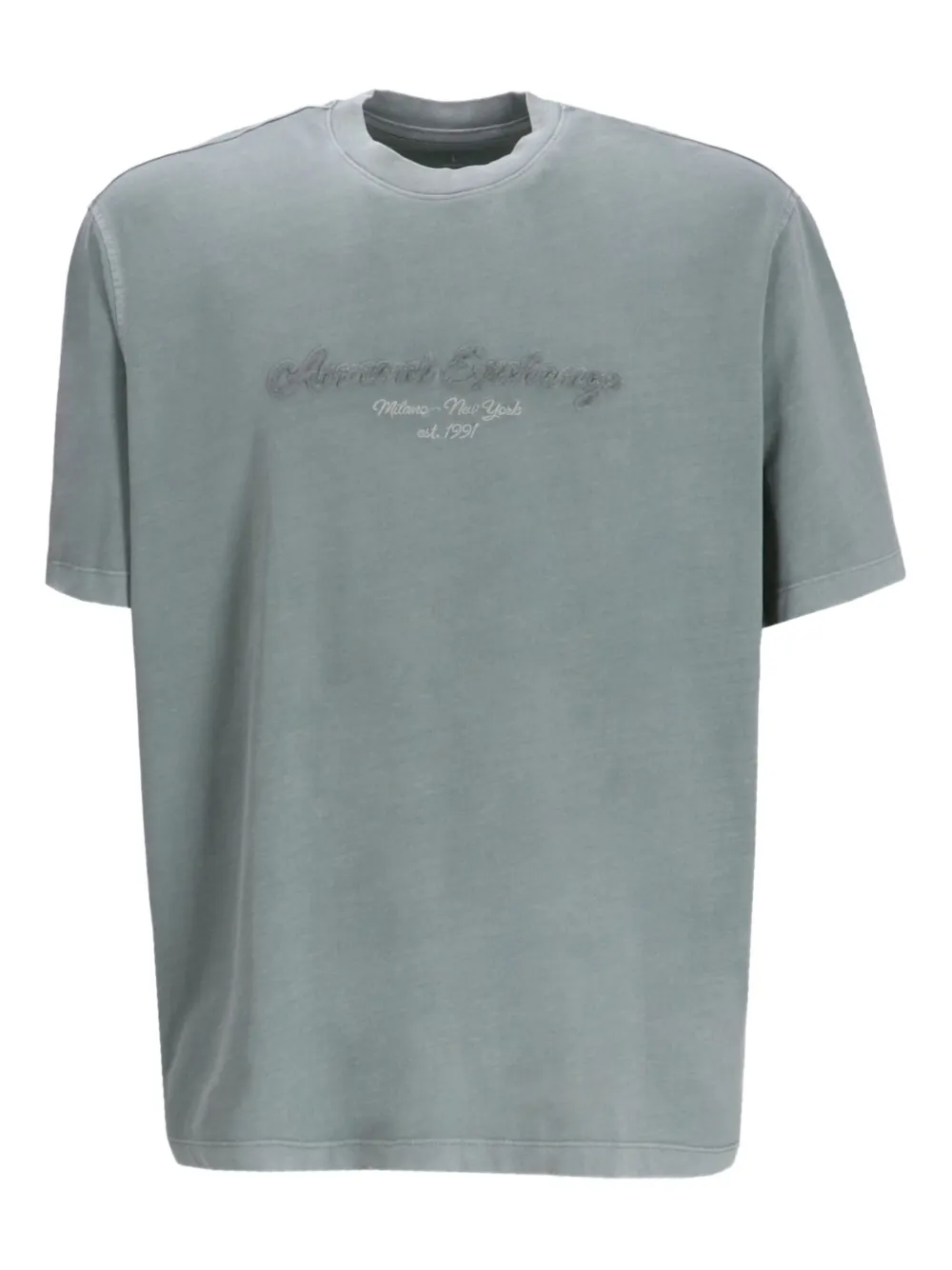 logo-embroidered T-shirt