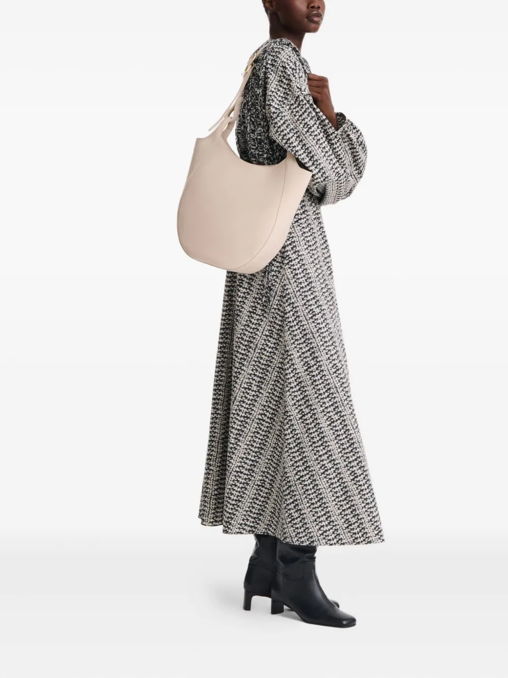 Longchamp Le Foulonné Hobo L Leather Shoulder Bag In Neutral