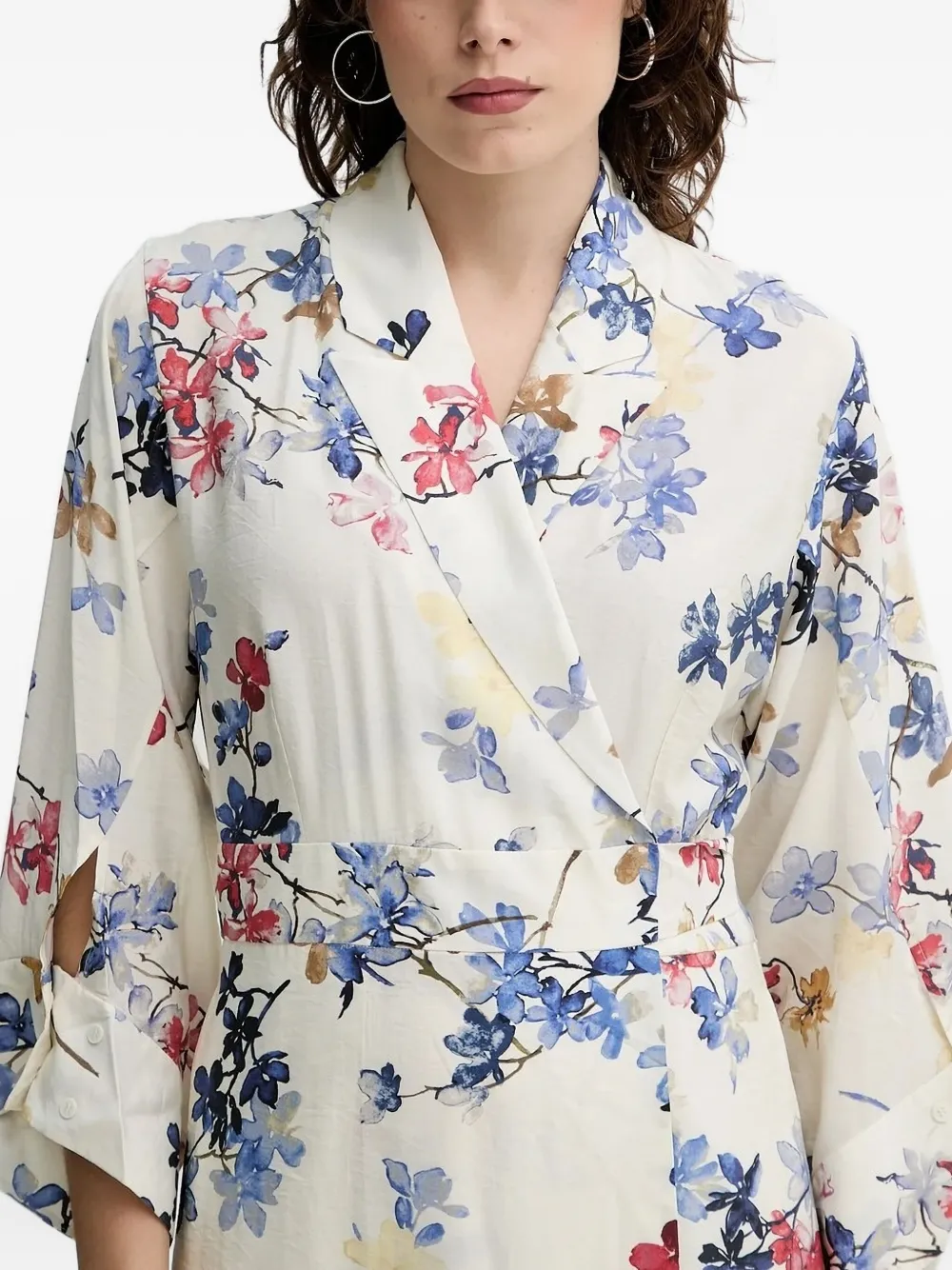 MUNTHE Wikkeljurk met bloemenprint Wit