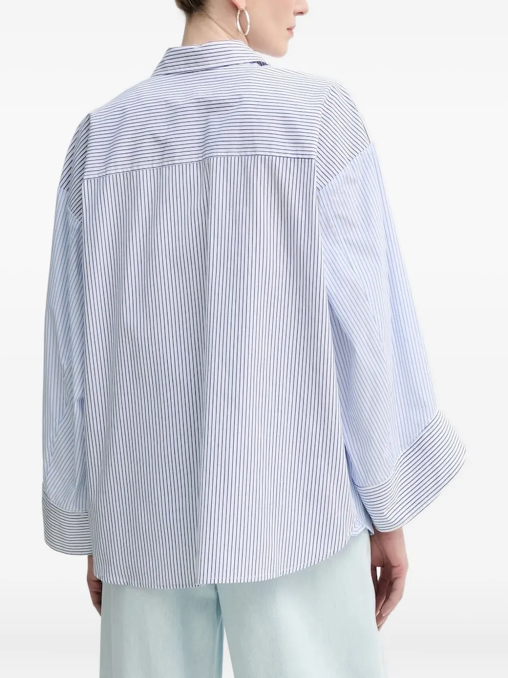 MUNTHE Gestreepte blouse met brede manchetten Blauw