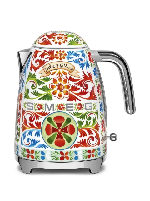 Dolce & Gabbana Casa x SMEG Sicily Is My Love kettle (24.8cm x 17.1cm)
