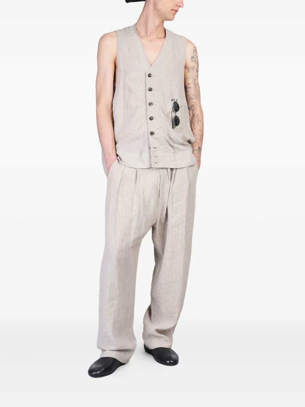 Ziggy Chen linen gilet | Waistcoats & Gilets | Image 2