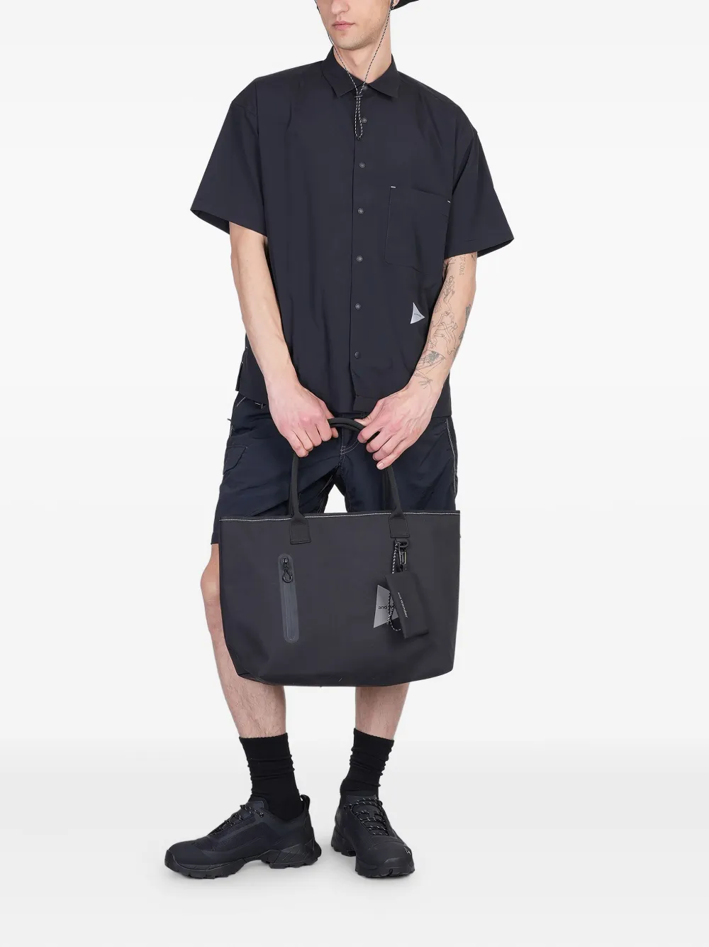 And Wander logo-print shirt - Zwart