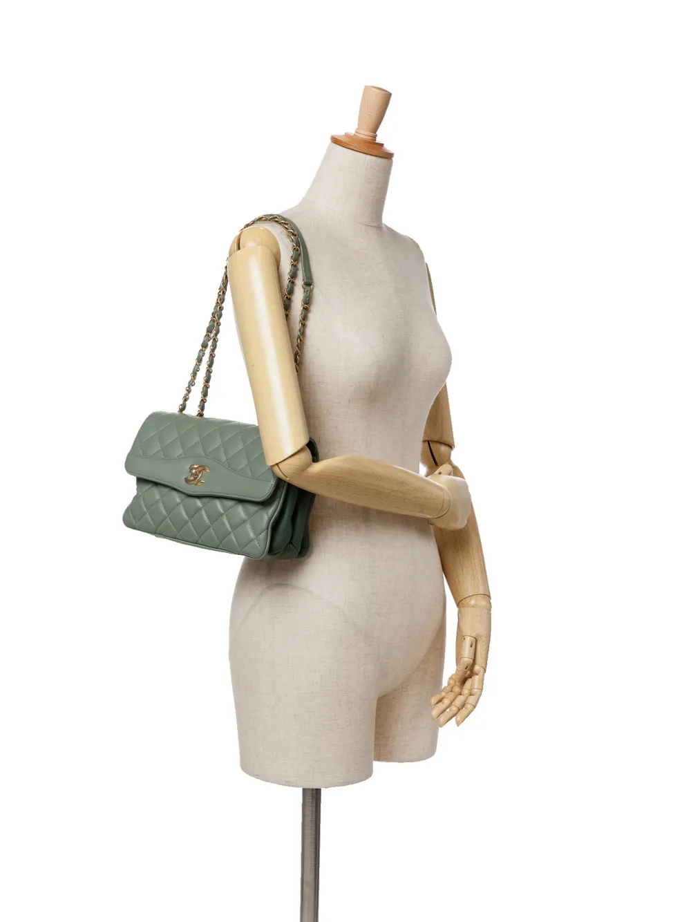 CHANEL Pre-Owned 2018 Medium Quilted Lambskin Daily Companion Flap shoulder bag | Pre-Owned | Image 2