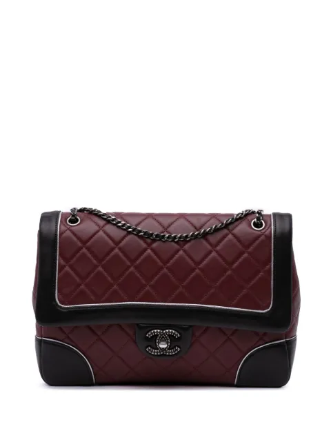 CHANEL Pre-Owned 2015-2016 Paris-Salzburg Jumbo Bicolor Quilted Lambskin Tyrolean Flap shoulder bag