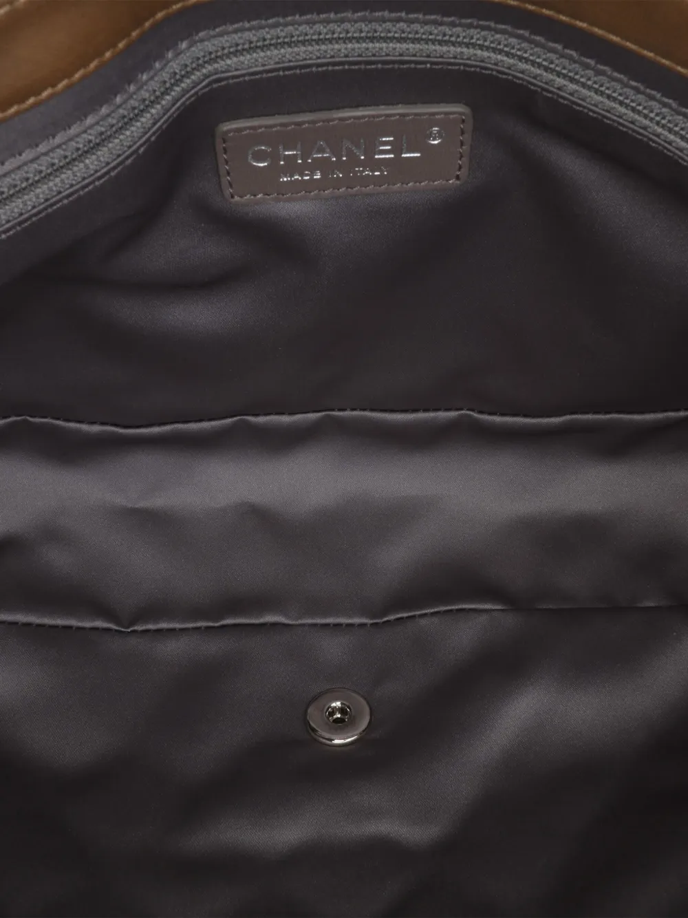 Pre-owned Chanel 2009-2010 Jumbo Quilted Lambskin Coco Rain Flap Shoulder Bag