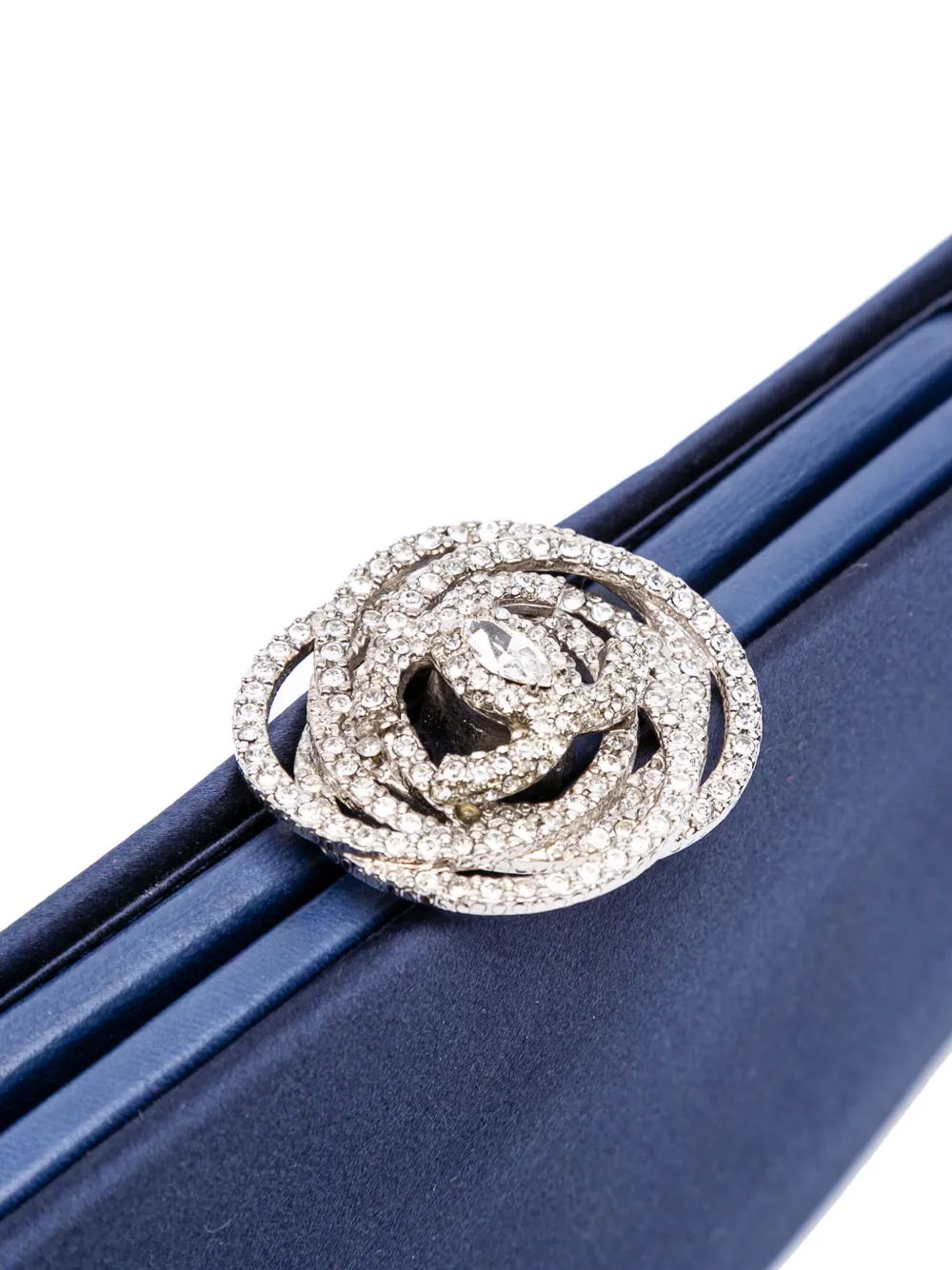 CHANEL Pre-Owned 2010-2011 Satin Crystal Camellia Evening Frame clutch bag | Image 7