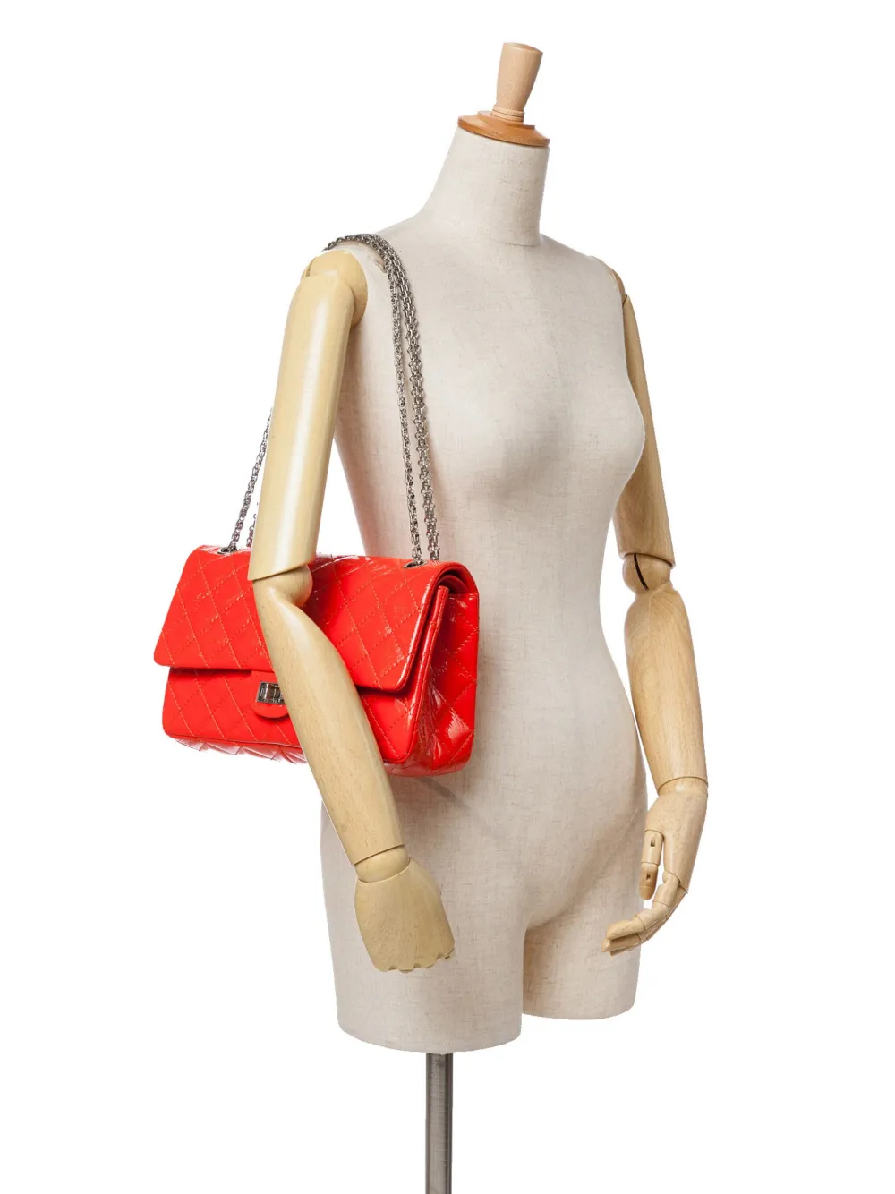 CHANEL Pre-Owned 2010-2011 Reissue 2.55 Patent Double Flap 226 shoulder bag | Pre-Owned | Image 2