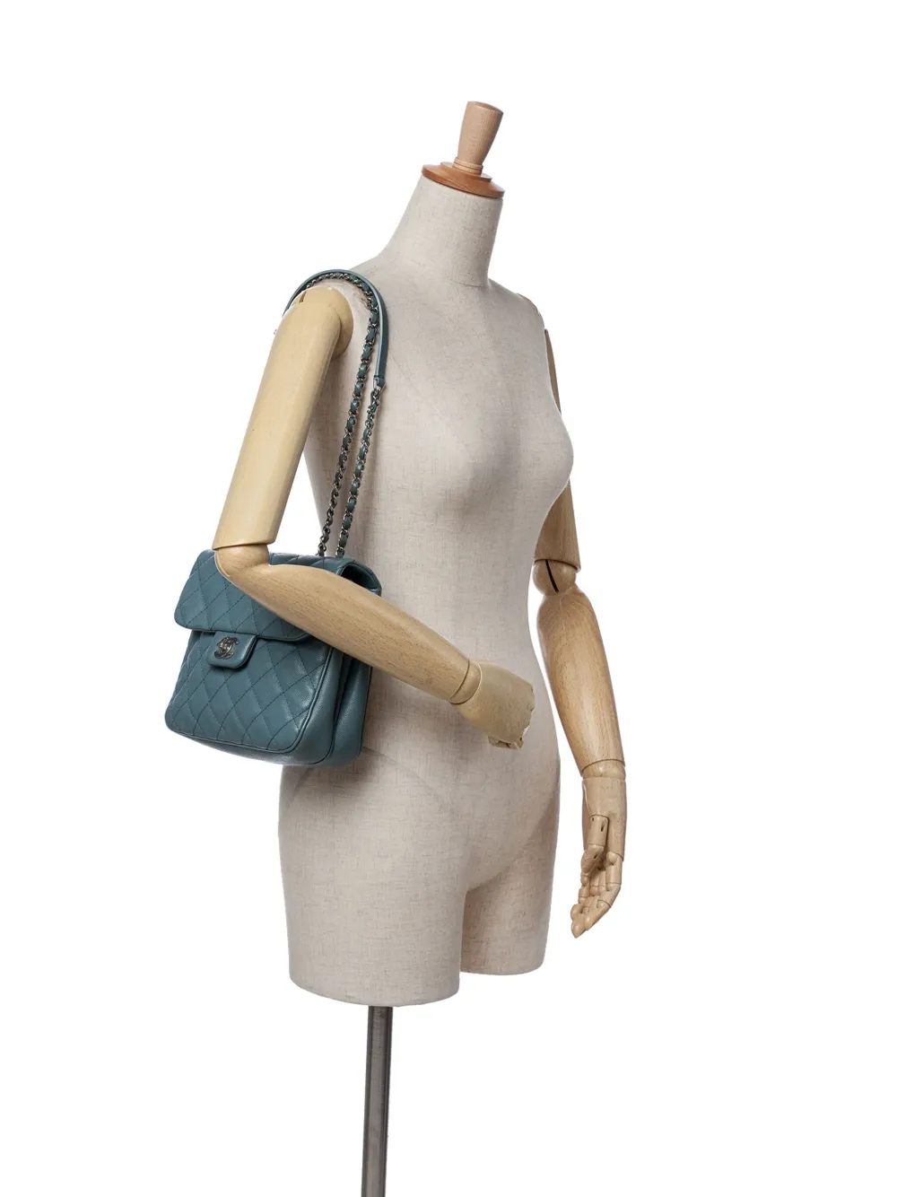CHANEL Pre-Owned 2018 Medium Quilted Caviar Urban Companion Flap shoulder bag | Pre-Owned | Image 2