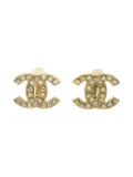 CHANEL Pre-Owned 2001 CC logo clip-on earrings - Gold