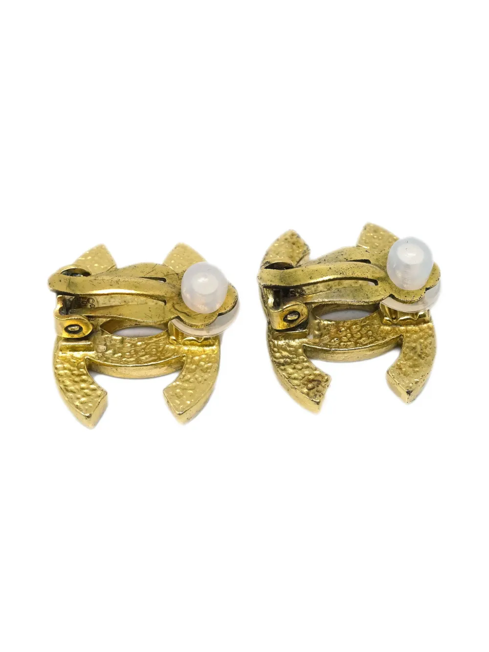Pre-owned Chanel 2001 Cc Logo Clip-on Earrings