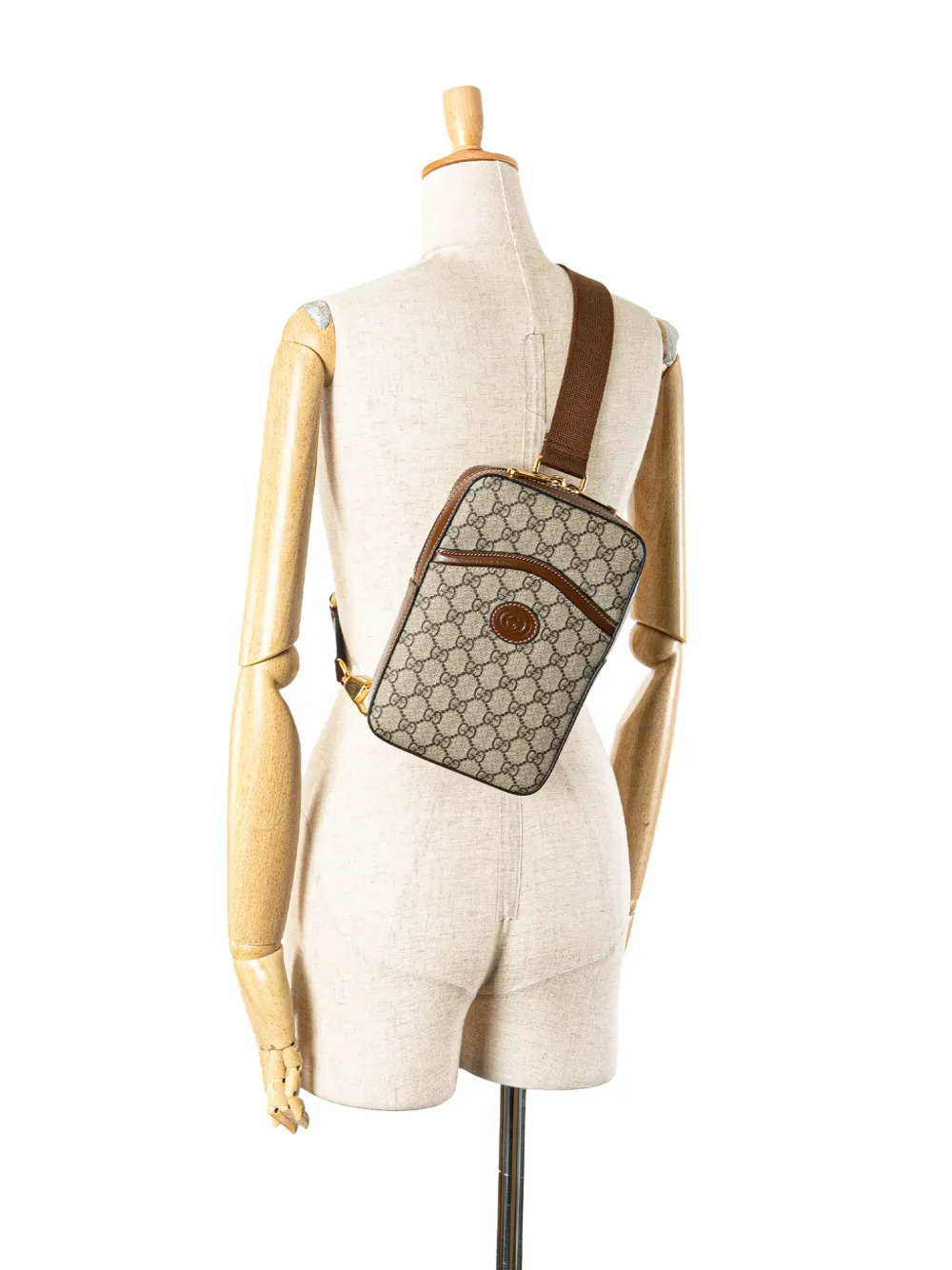 Gucci Pre-Owned 2016-2024 GG Supreme Interlocking G Sling Bag crossbody bag | Pre-Owned | Image 2