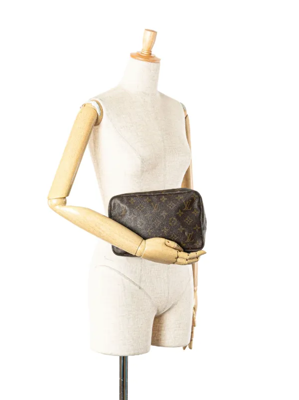 Louis Vuitton Pre-Owned 1996 Monogram Trousse Toilette 23 Clutch Bag |  Brown | FARFETCH