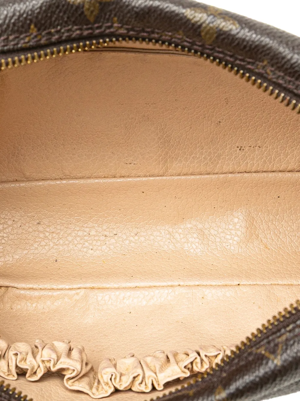 Pre-owned Louis Vuitton 1996 Monogram Trousse Toilette 23 Clutch Bag