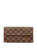 Louis Vuitton Pre-Owned 2010 Damier Ebene Sarah Wallet long wallets - Brown