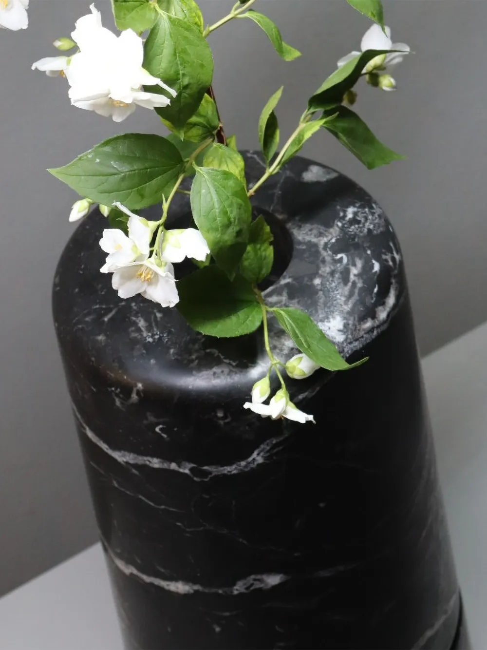  Editions Milano Atlantico H Marble Vase (24.7cm X 45cm) - Black 