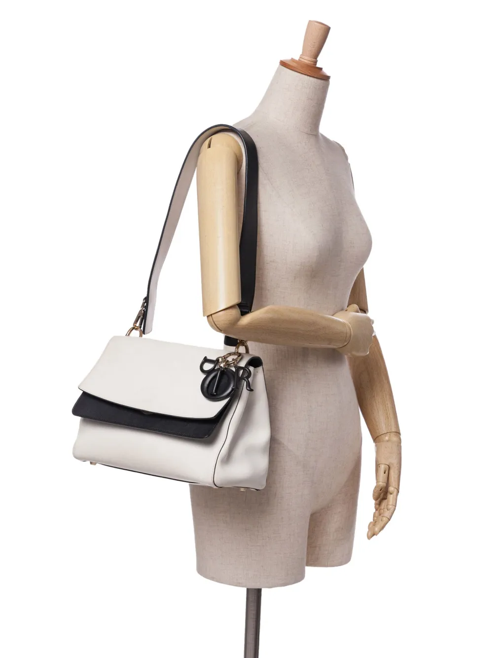 Christian Dior Pre-Owned شنطة كتف 'بي ديور' جلد بقلاب مزدوج 2016 | كلاسيكيات | Image 2