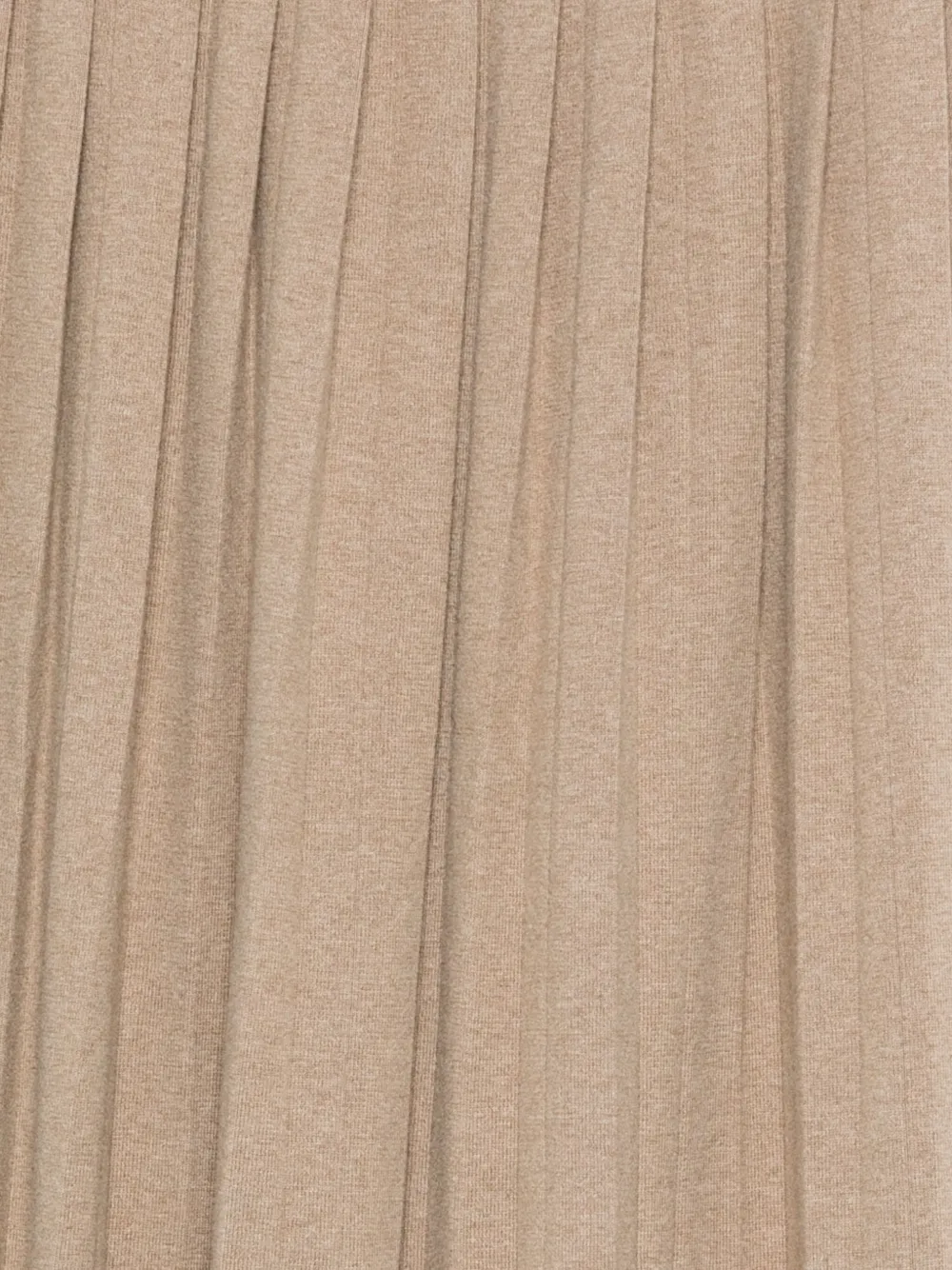 Lisa Yang Plooirok Bruin