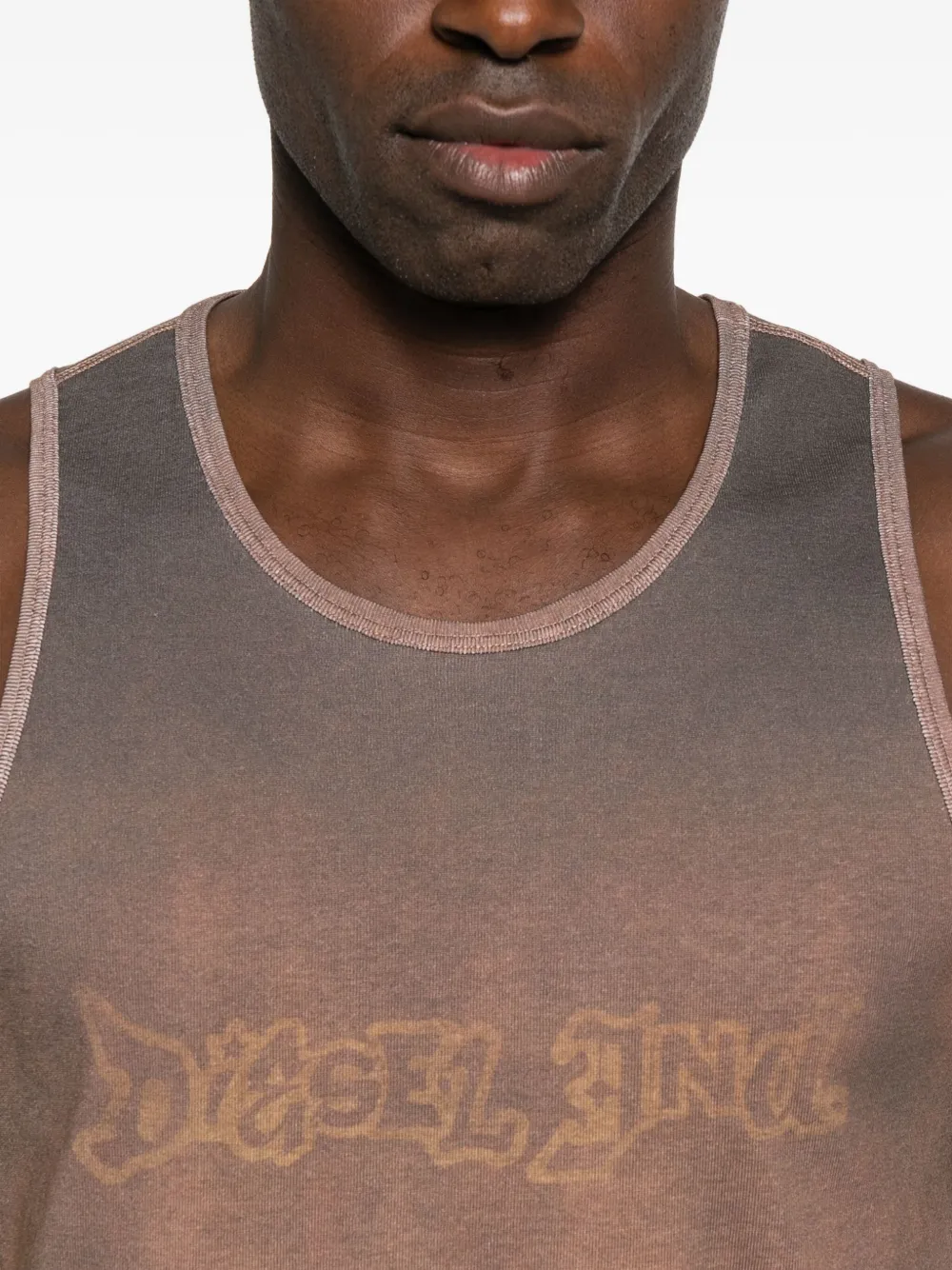 DIESEL LOGO-PRINT SLEEVELESS VEST