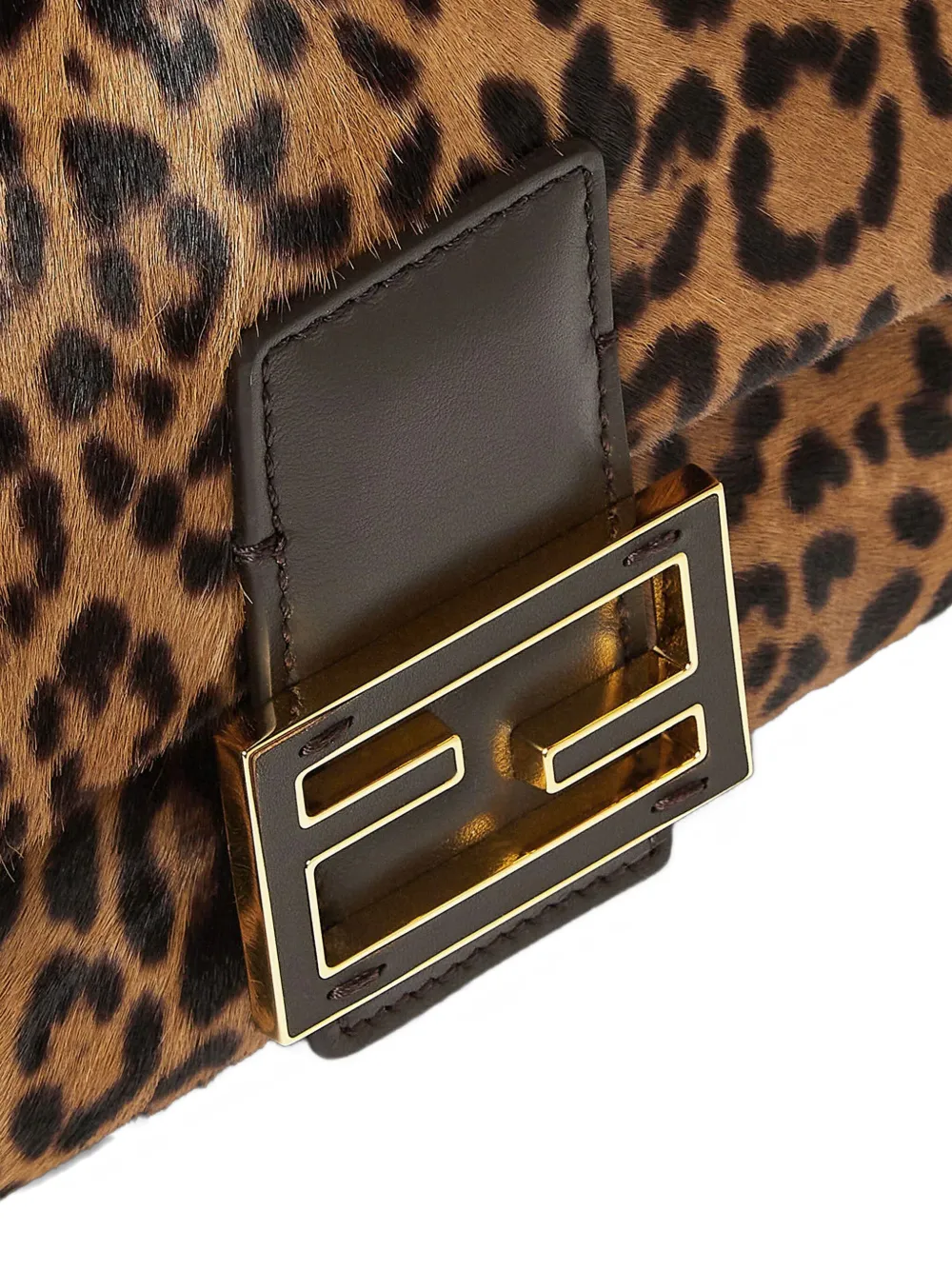 Fendi Baguette Shape Shoulder Bag With Detachable Strap In Brown