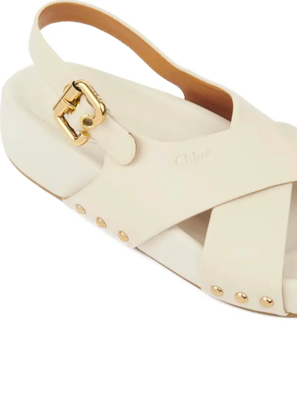 Chloé クロスストラップサンダル Chloé Mae スタッズ クロスストラップ サンダル | ニュートラル