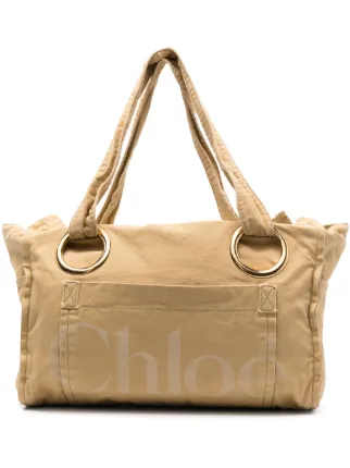 Chloé