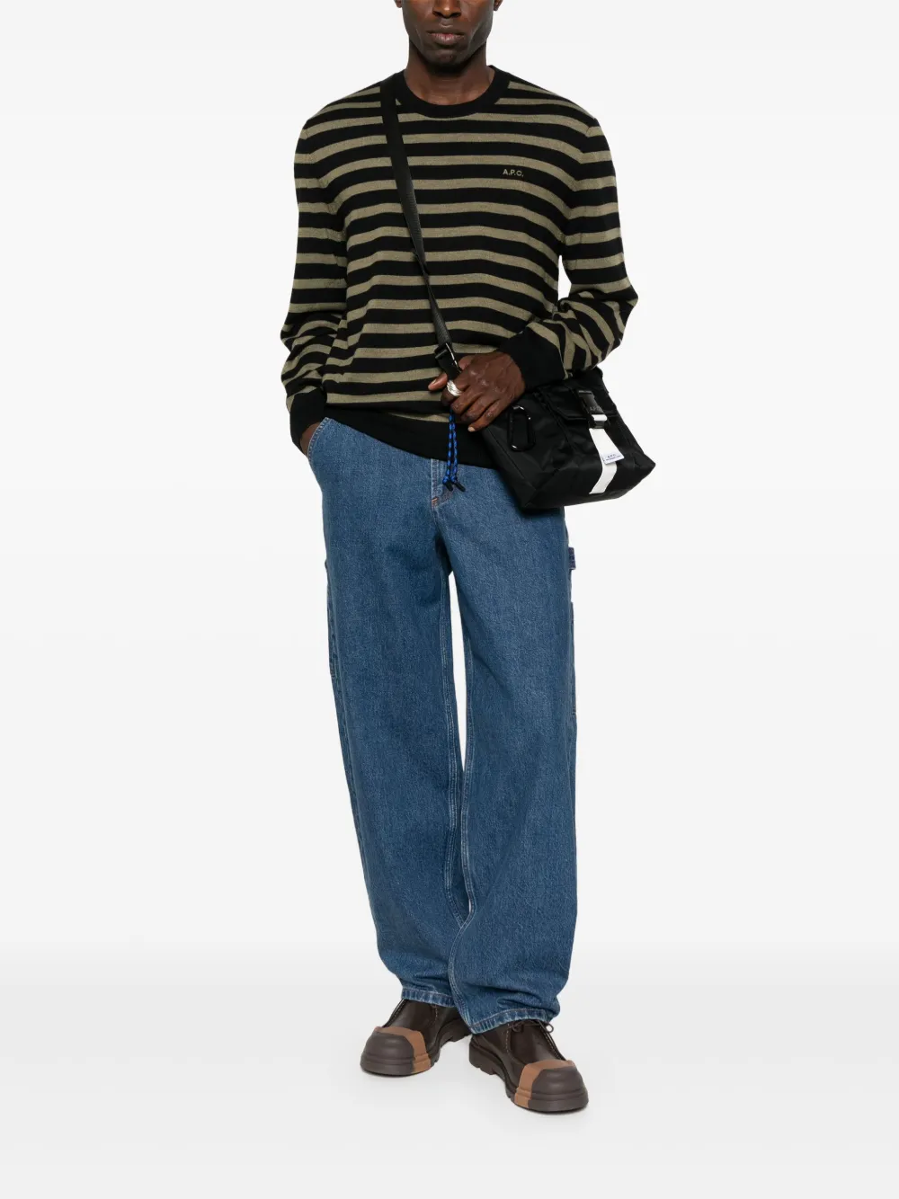 A.P.C. logo-print shoulder bag | Image 2