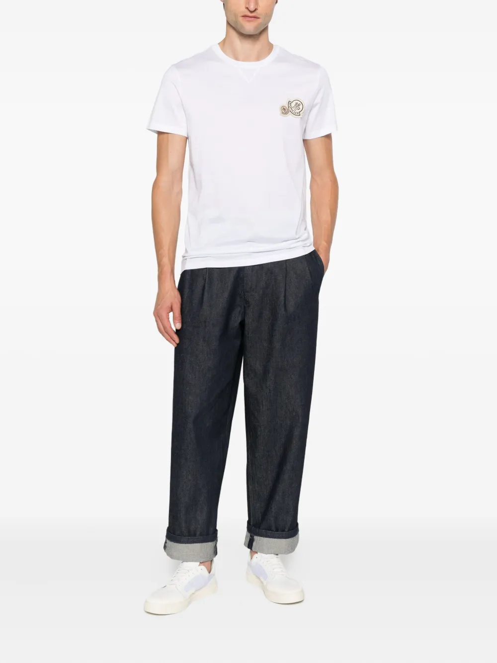 Moncler logo-patch T-shirt | T-Shirts | Image 2