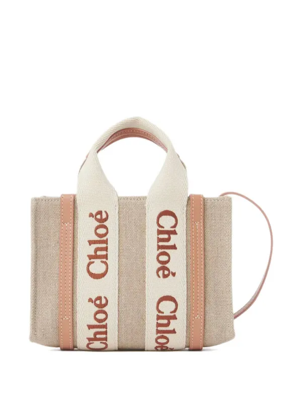 Chloé ミニトートバッグ WOODY WHITE BROWNキャンバス Chloé Mini Woody Tote Bag | Neutrals | FARFETCH