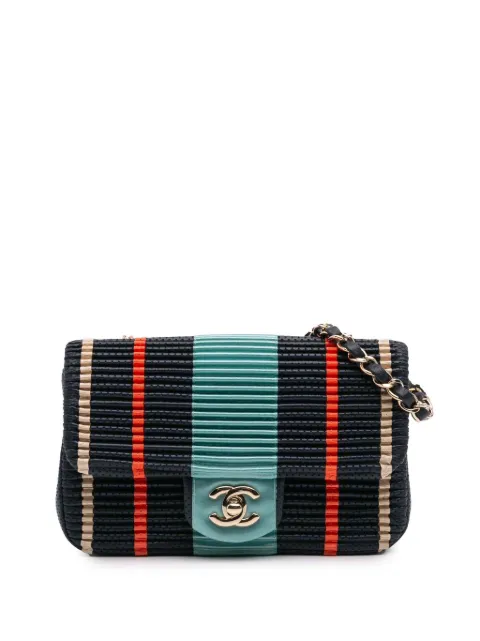 CHANEL Pre-Owned bolsa crossbody Coco Pleats pequeña de piel de becerro con pliegues, perforaciones y solapa 2019