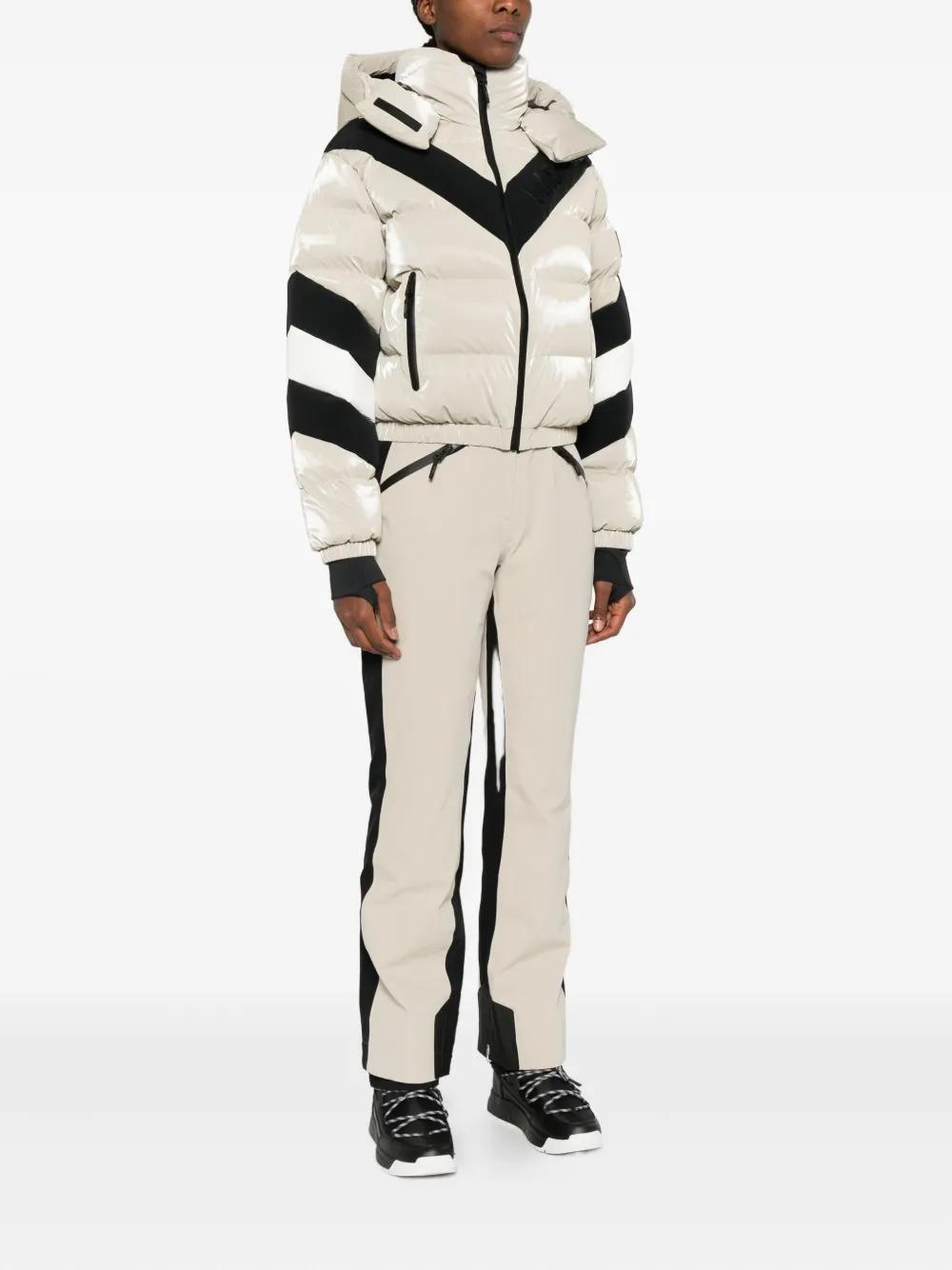 Mackage Kairi-glo Logo-detail Ski Jacket In Neutral