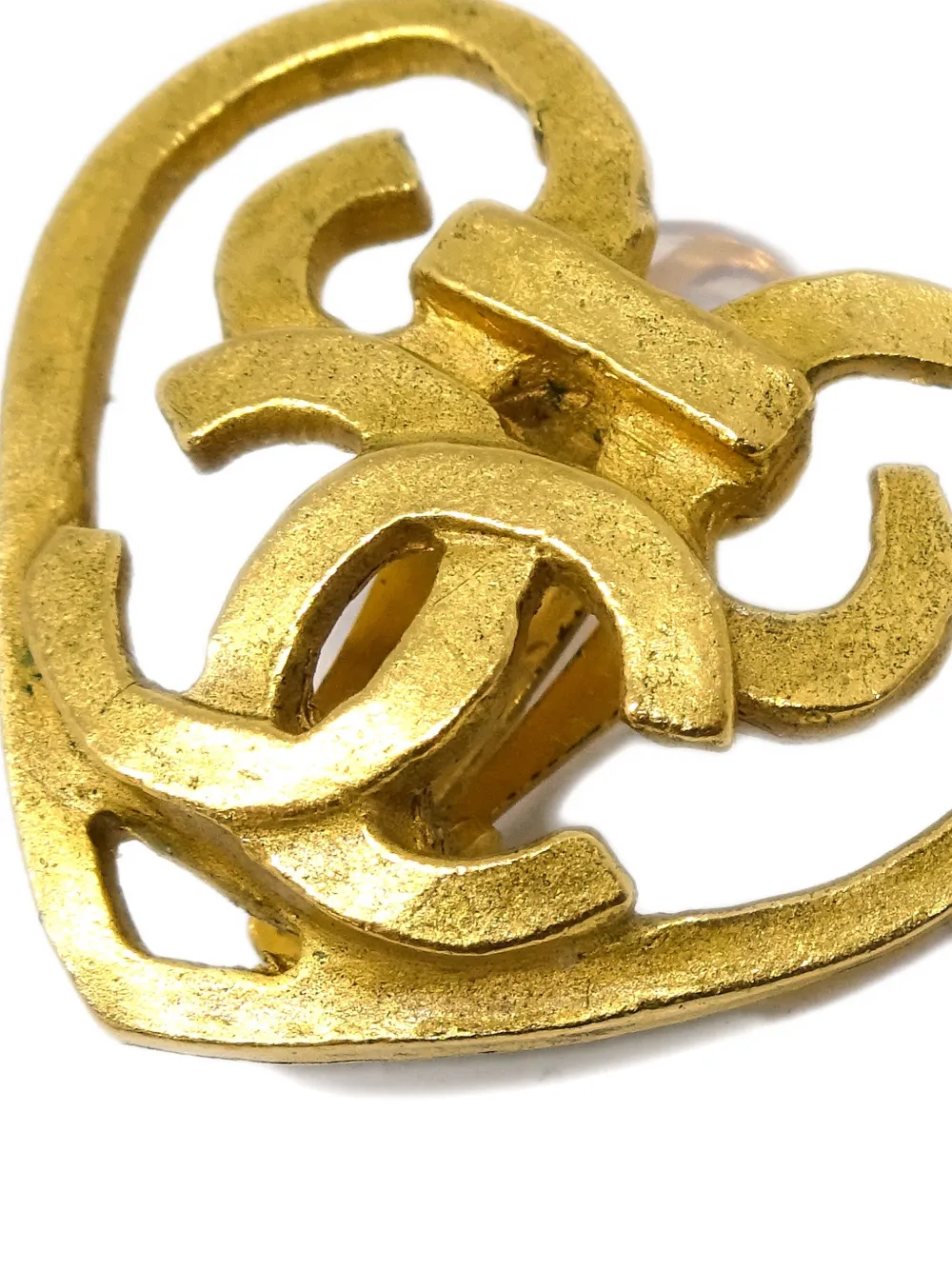 Pre-owned Chanel 1995 Heart-motif Cc Earrings