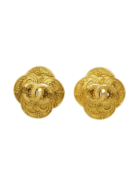 CHANEL Pre-Owned 1996 clover-motif CC earrings