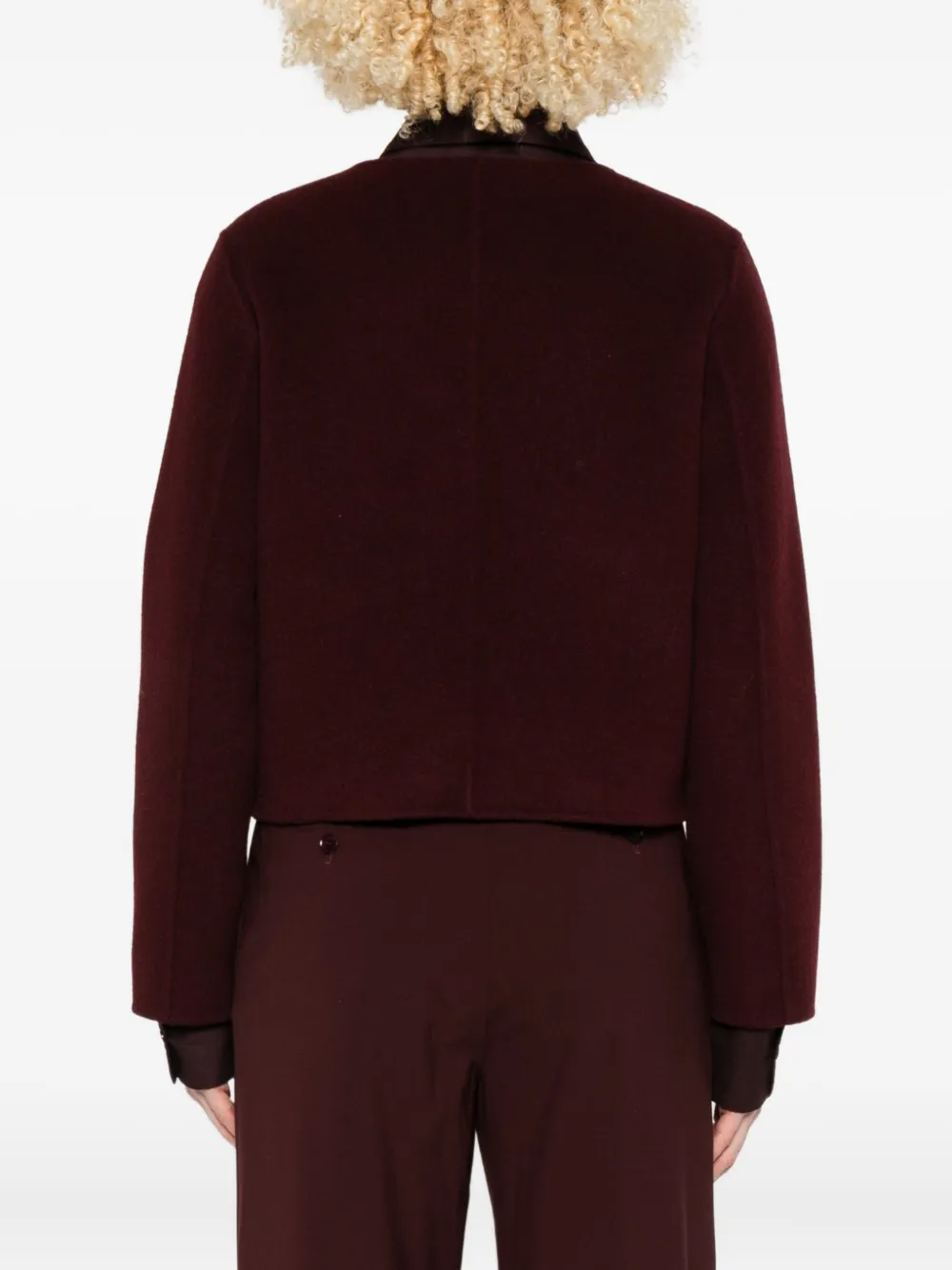 Maje Cropped jack met klepzak en knoopsluiting Rood