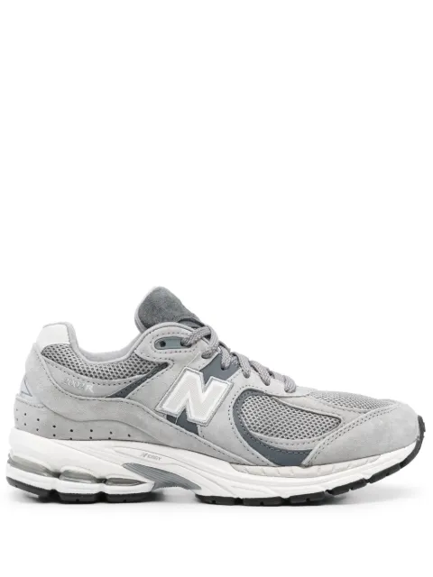 New Balance M2002 sneakers 