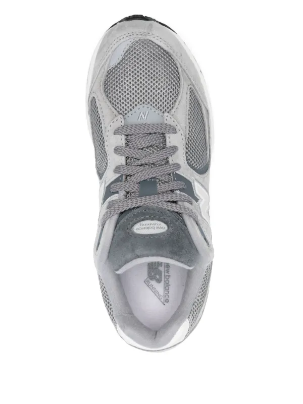 New Balance M2002 Sneakers | Grey | FARFETCH