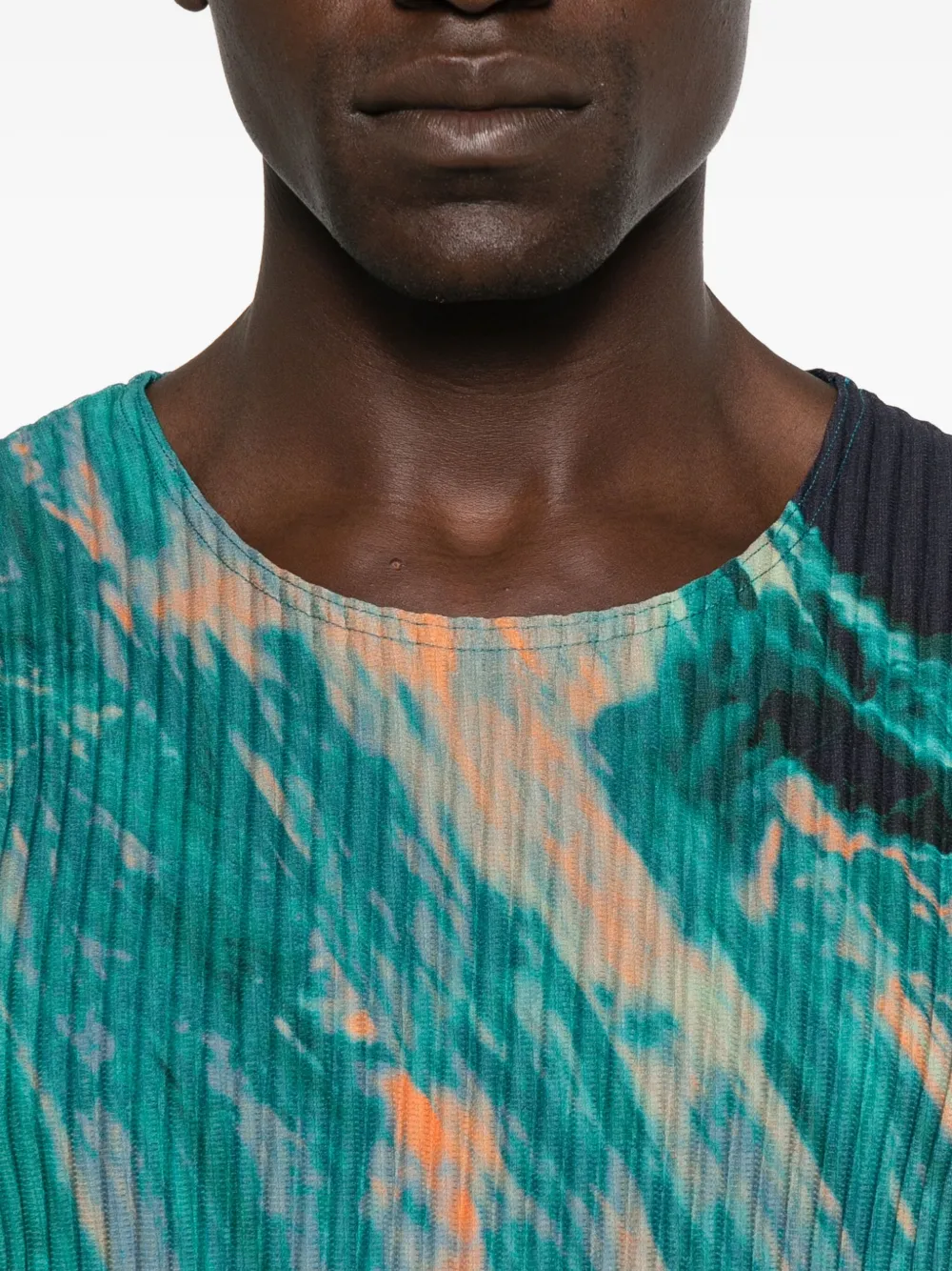 Homme Plissé Issey Miyake Geplooid T-shirt met agaat-print Groen
